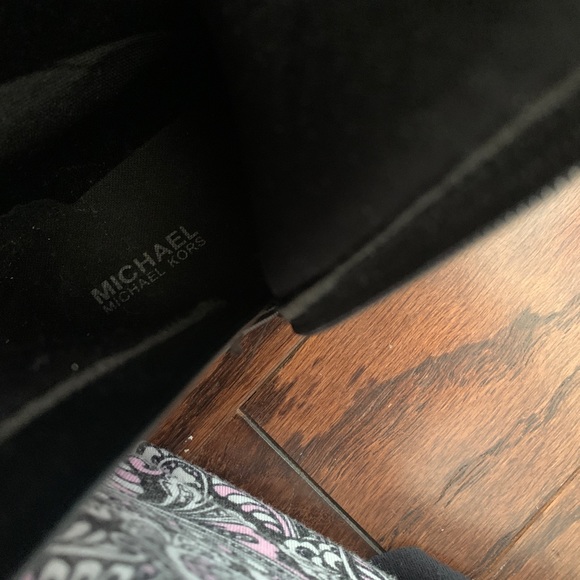 Girls Michael Kors boots (size 13) - Picture 4 of 7